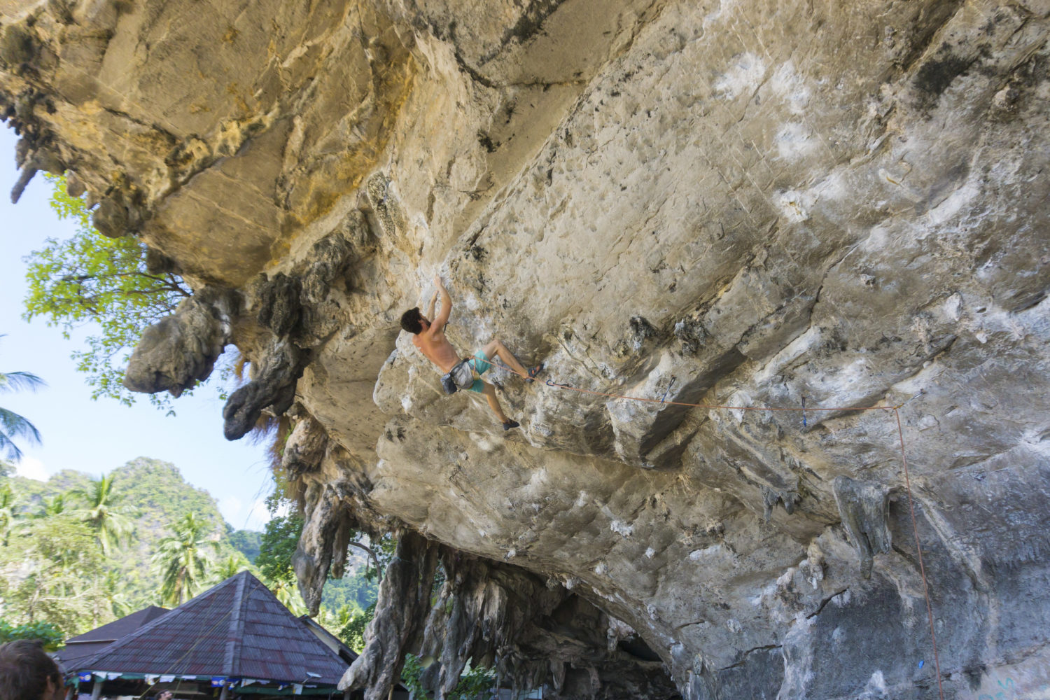 Tidal Wave 7b+/5.12c Tonsai Bay Thailand