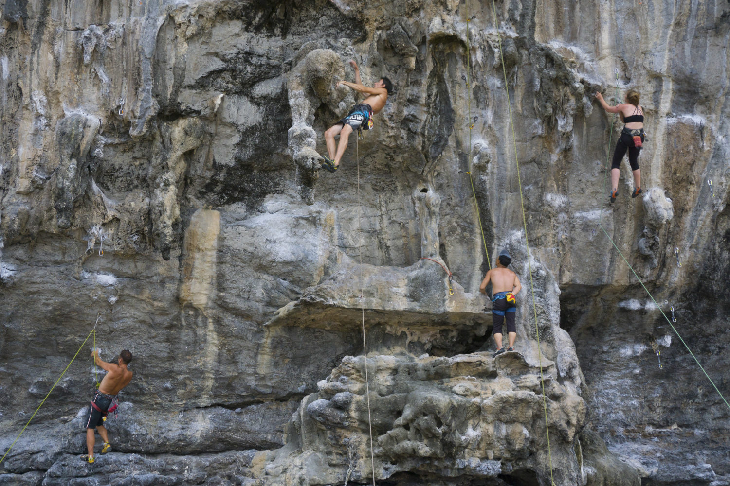 Tonsai Beach Sport Climbing Thailand