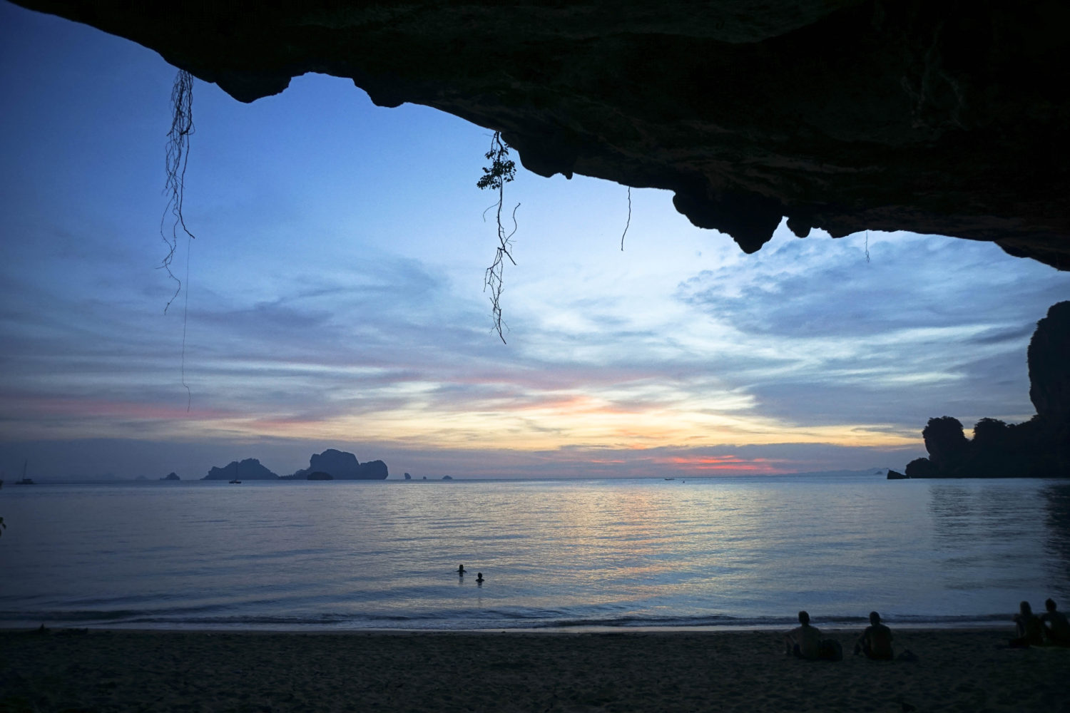 Beach Blue Tonsai