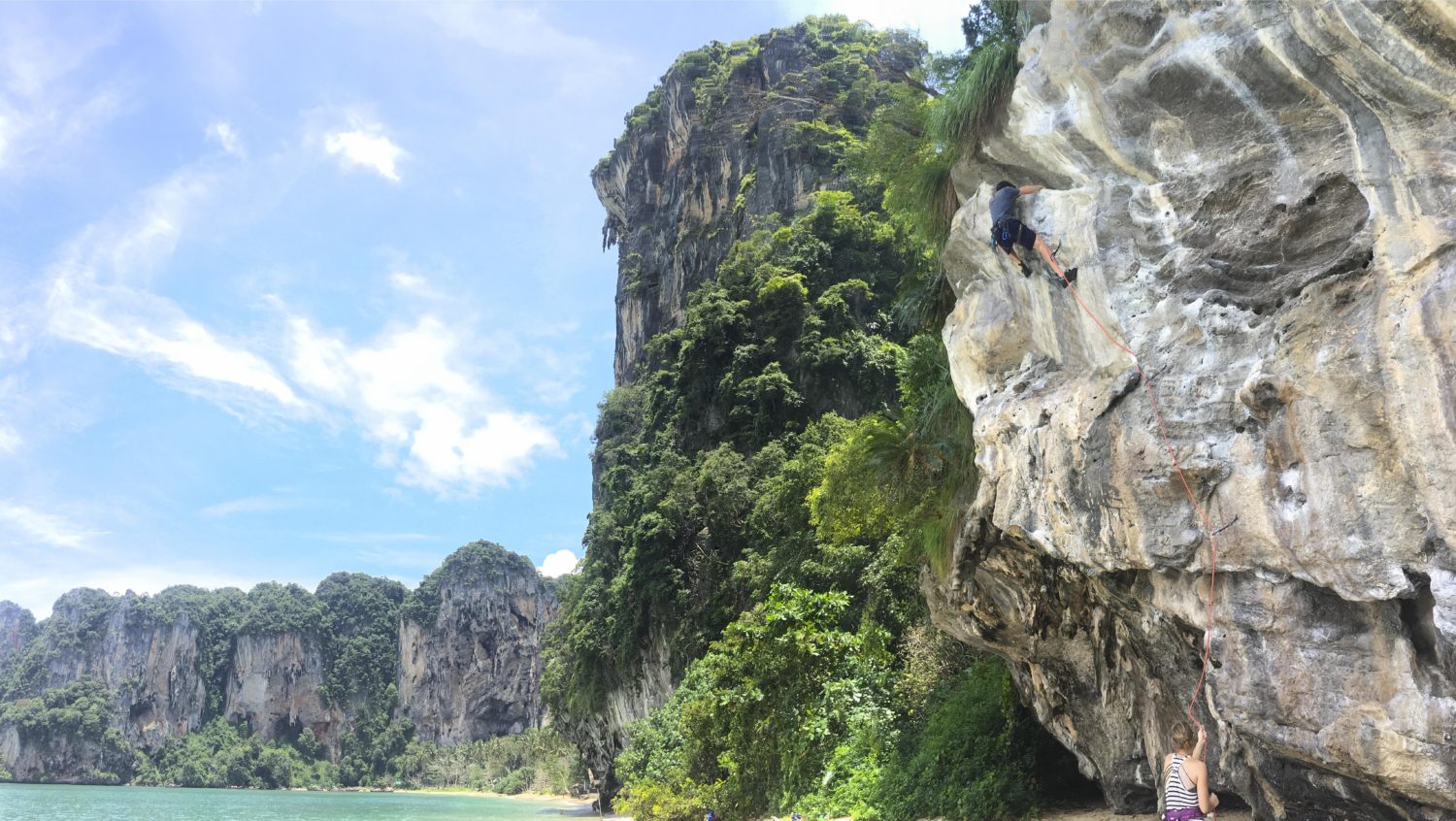 Dum's Kitchen Tonsai Bay Thailand